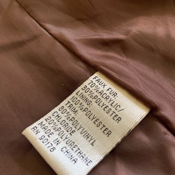 Vintage Faux Fur Vest - Picture 2 of 4